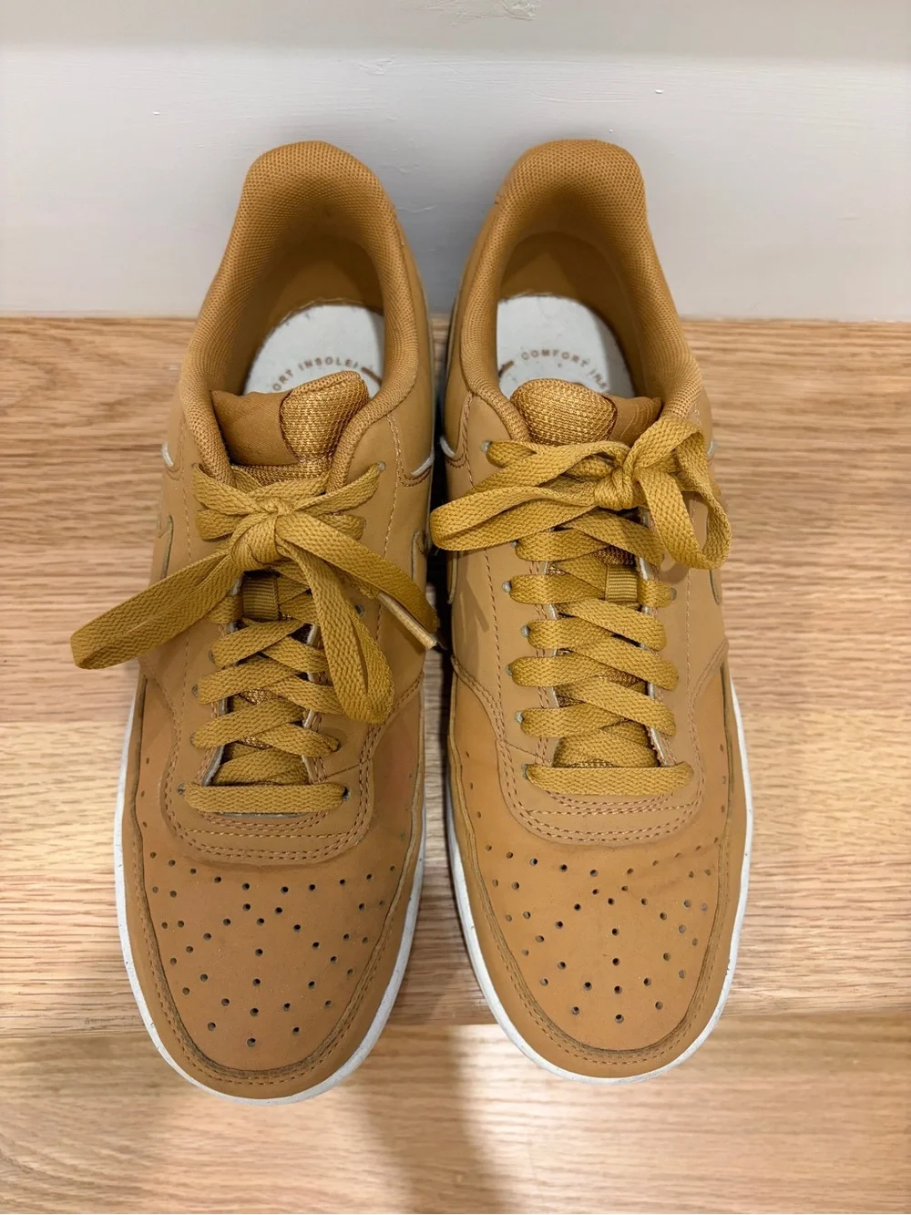 Nike timeless low